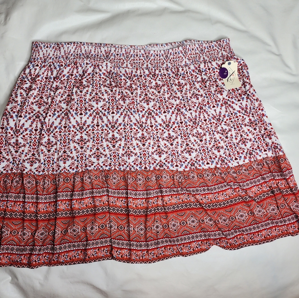 Saint John's Bay Women's Skirt Stretchy Casual Floral Red White Plus Size 4X NWT